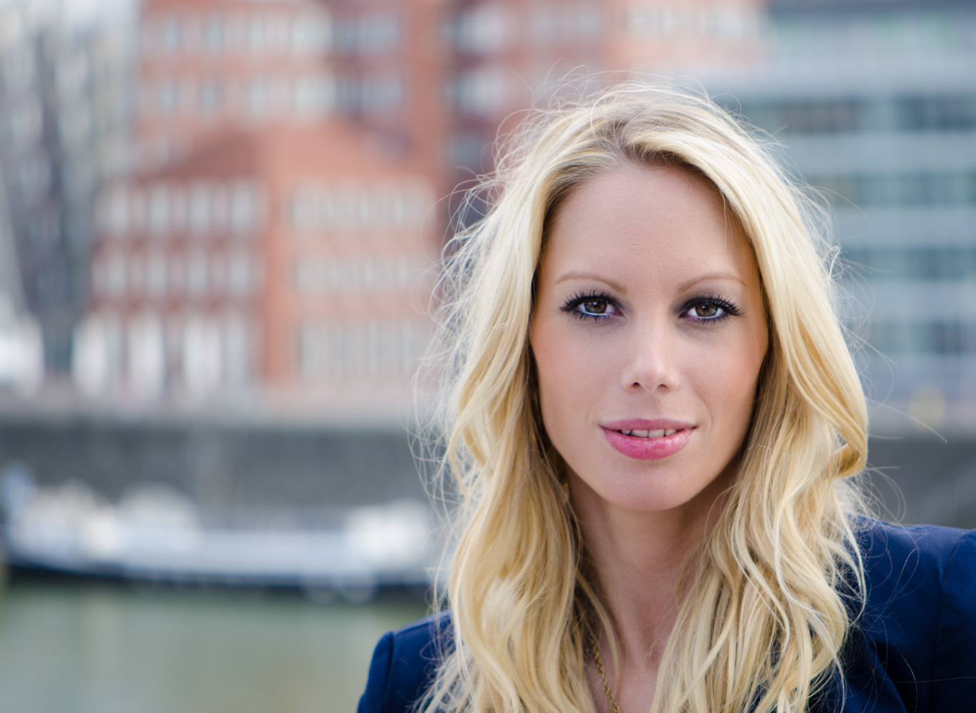 portrait_08_06.jpg